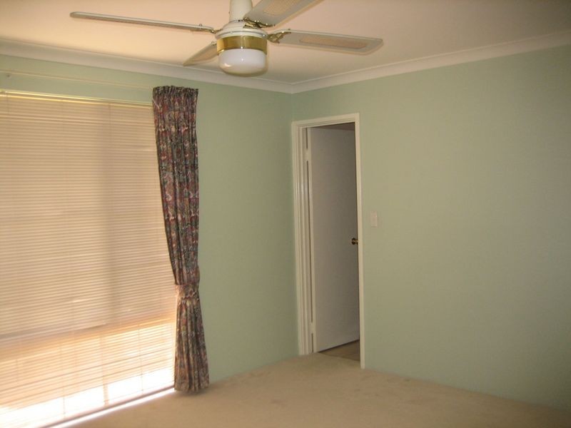 4 Heatherlea Parkway, Leeming WA 6149