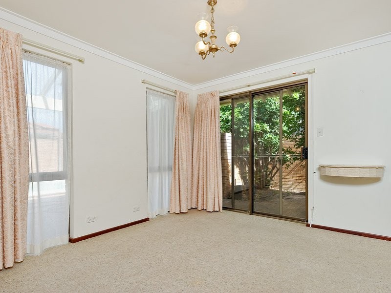 28 Damepattie Drive, Willetton WA 6155