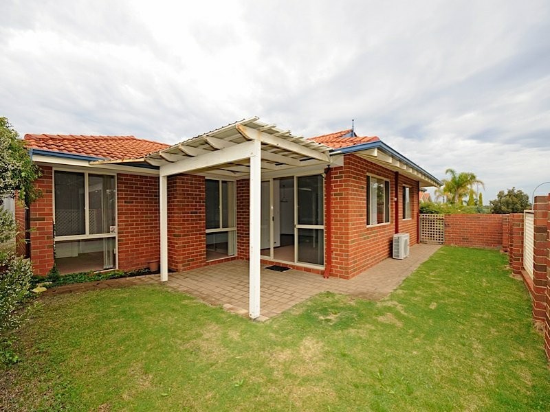 1A Cluelow Rise, Leeming WA 6149