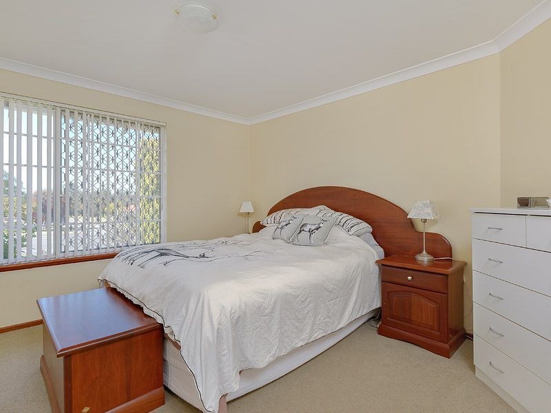 36 McGuiness Drive, Leeming WA 6149