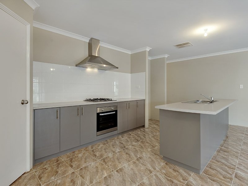 33 Descanso Loop, Aubin Grove WA 6164