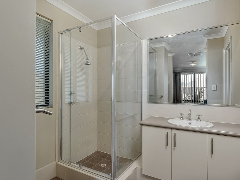 33 Descanso Loop, Aubin Grove WA 6164