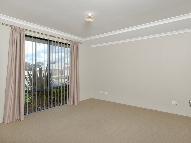 33 Descanso Loop, Aubin Grove WA 6164