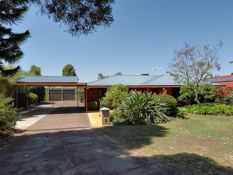 9 Nigel Court, Leeming WA 6149