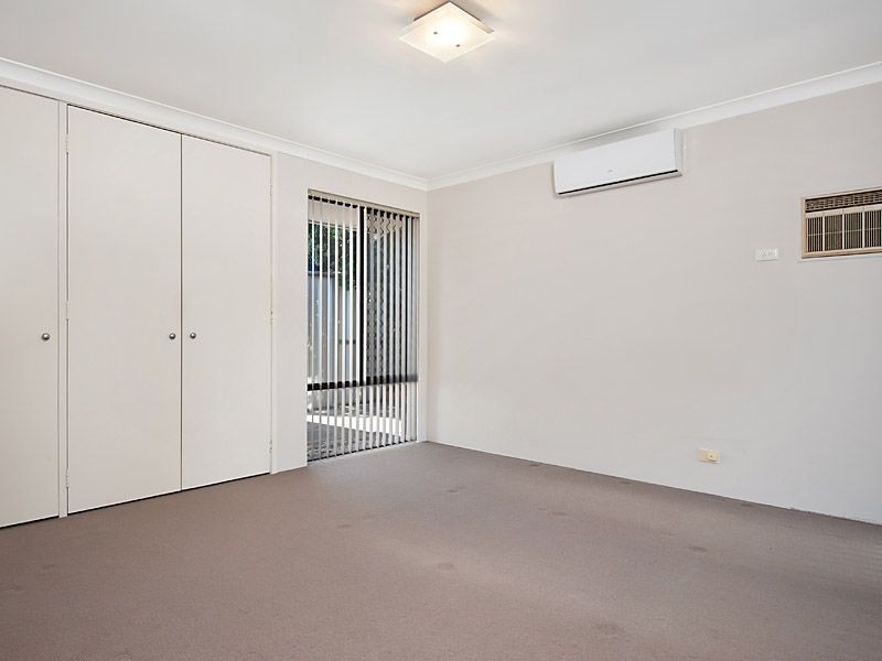 22 Dean Road, Bateman WA 6150