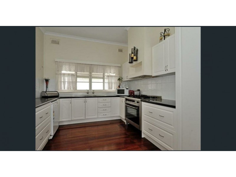 9 May Street, Rockingham WA 6168