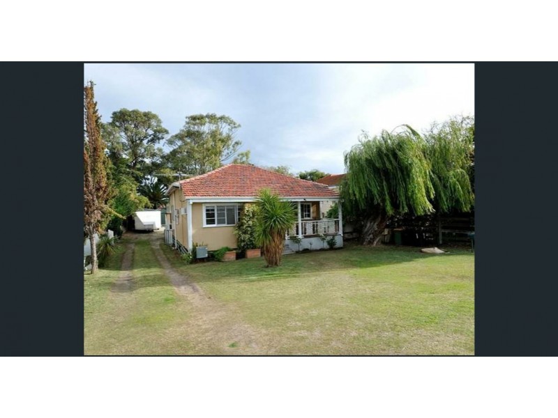 9 May Street, Rockingham WA 6168