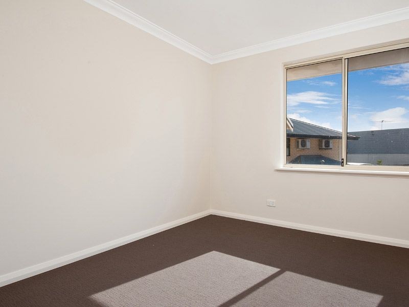 4/5 Primula Close, Murdoch WA 6150