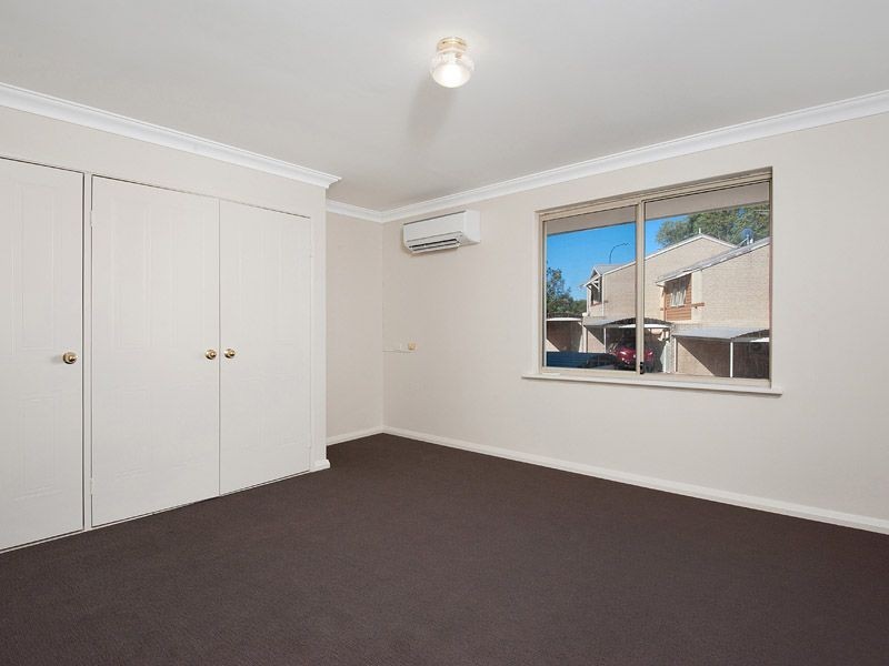 4/5 Primula Close, Murdoch WA 6150