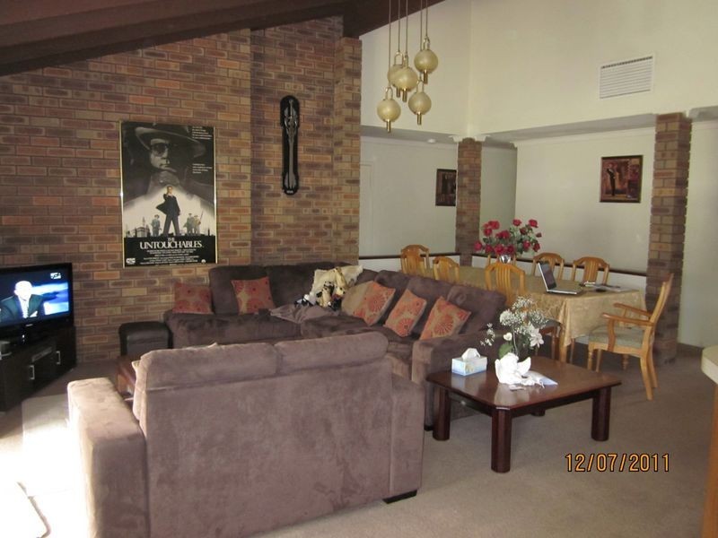 8 Stallwood Gardens, Leeming WA 6149