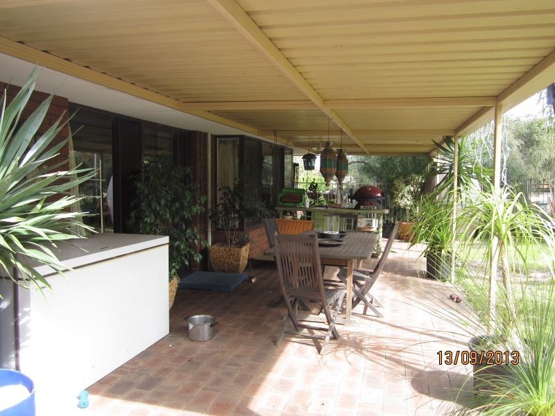 8 Stallwood Gardens, Leeming WA 6149