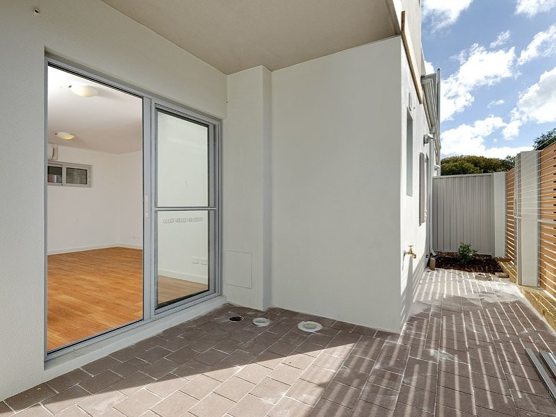 30/12 Bushlark Turn, Erskine WA 6210