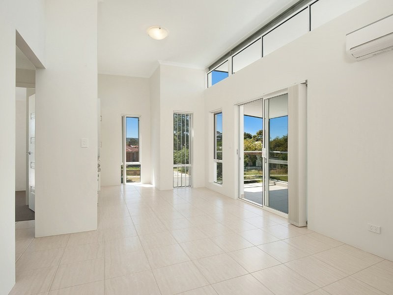 8/43 Hooley Road, Midland WA 6056