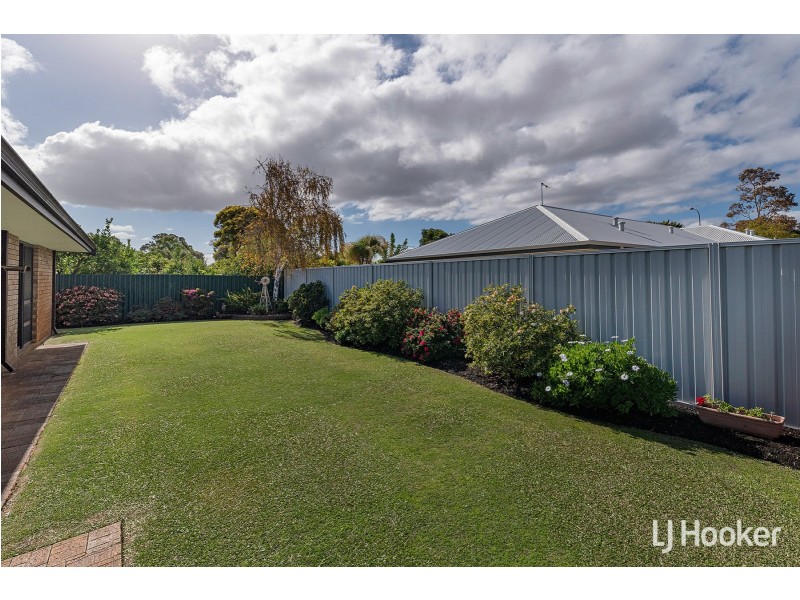 36 Collett Way, Leeming WA 6149