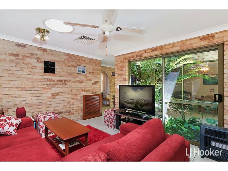 2 Leahy Court, Leeming WA 6149