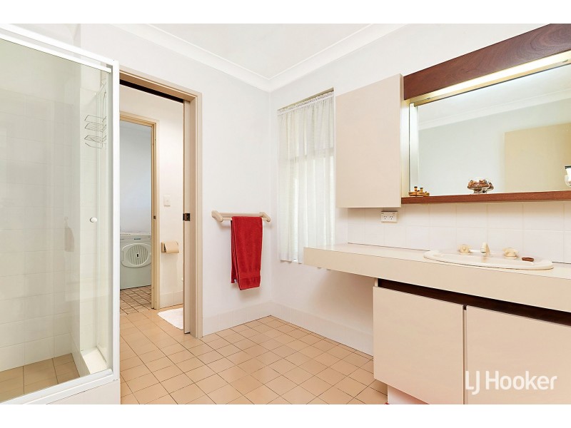 2 Leahy Court, Leeming WA 6149