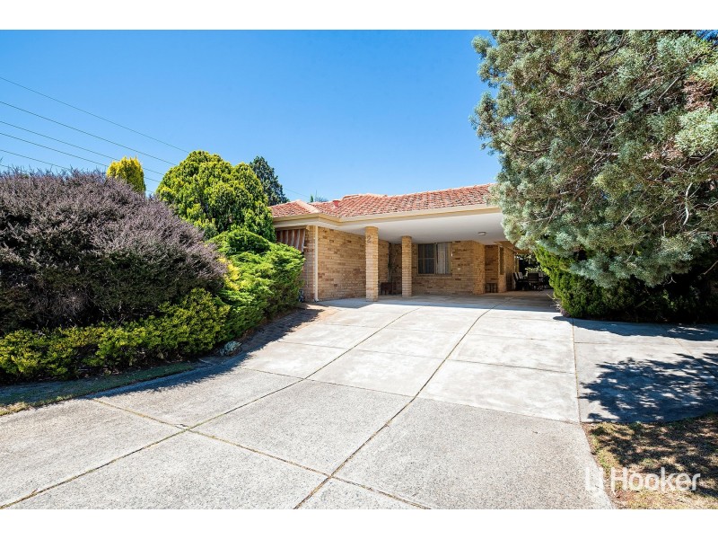 2 Leahy Court, Leeming WA 6149
