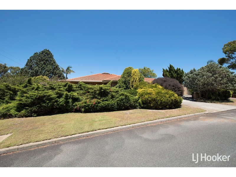 2 Leahy Court, Leeming WA 6149