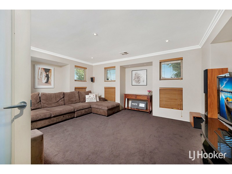 18 The Fairway, Jandakot WA 6164