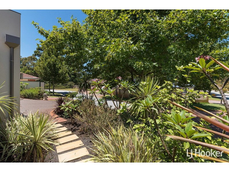 18 The Fairway, Jandakot WA 6164