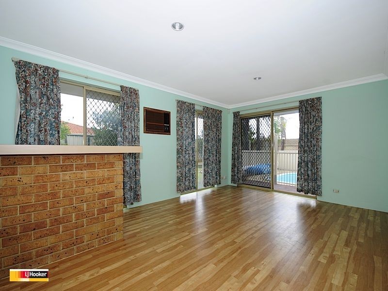 4 Daly Court, Leeming WA 6149