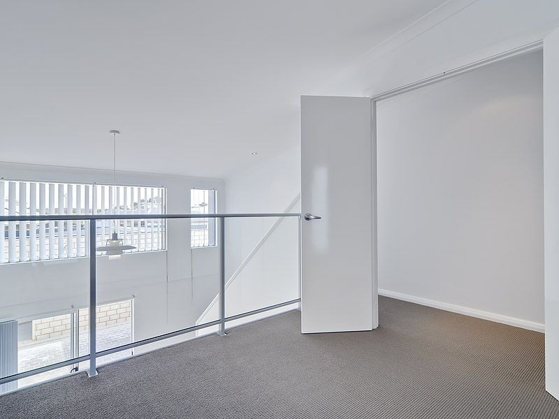 16B Torrey Crescent, Aubin Grove WA 6164