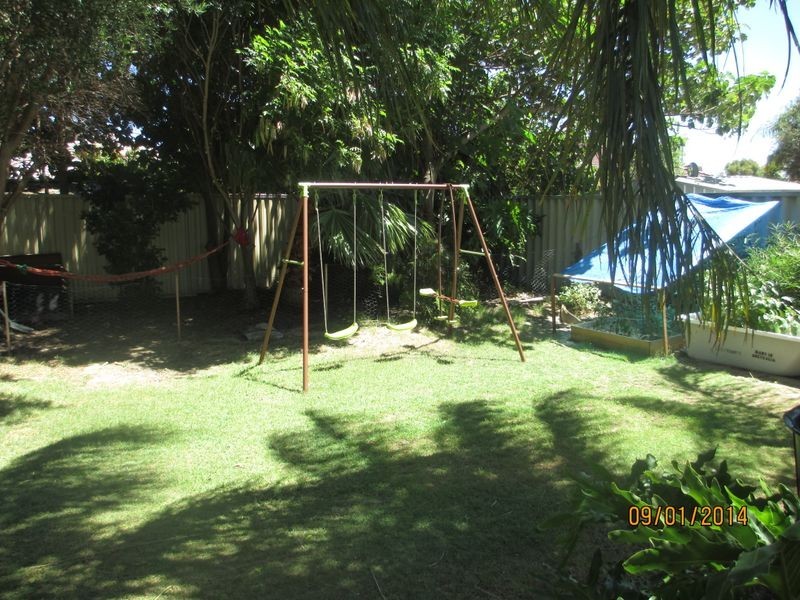 33 Hickson Avenue, Armadale WA 6112