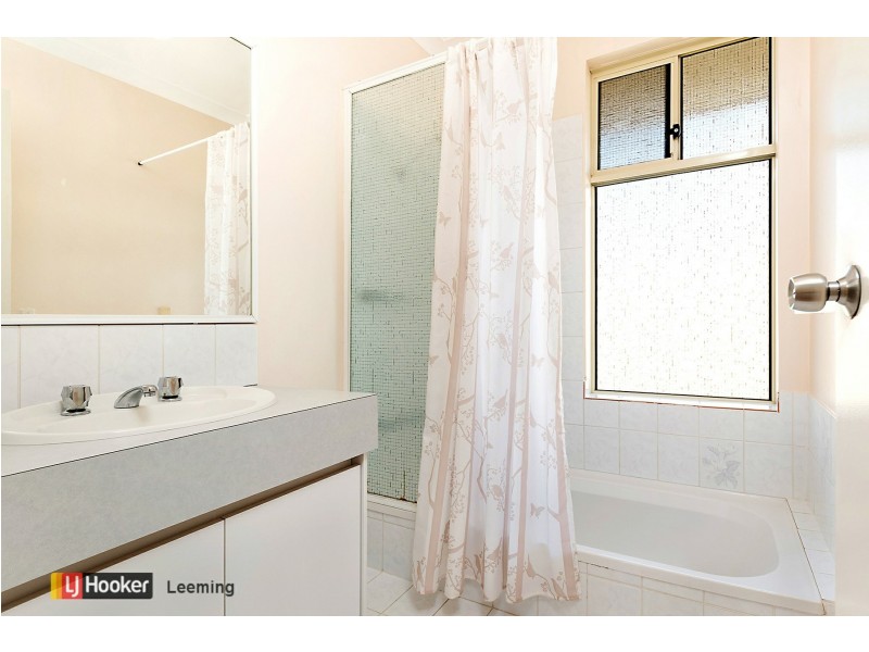 5 Daley Close, Atwell WA 6164