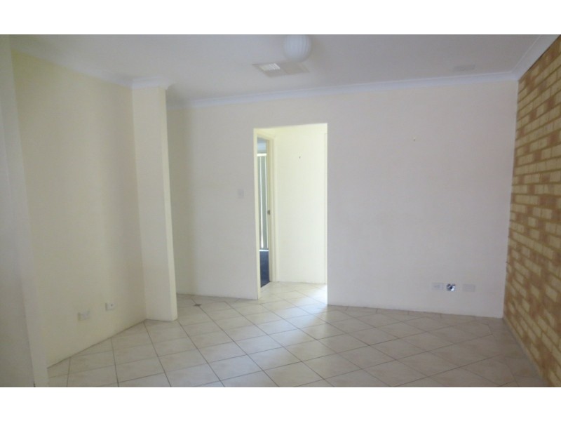 9 Windchime Terrace, Atwell WA 6164