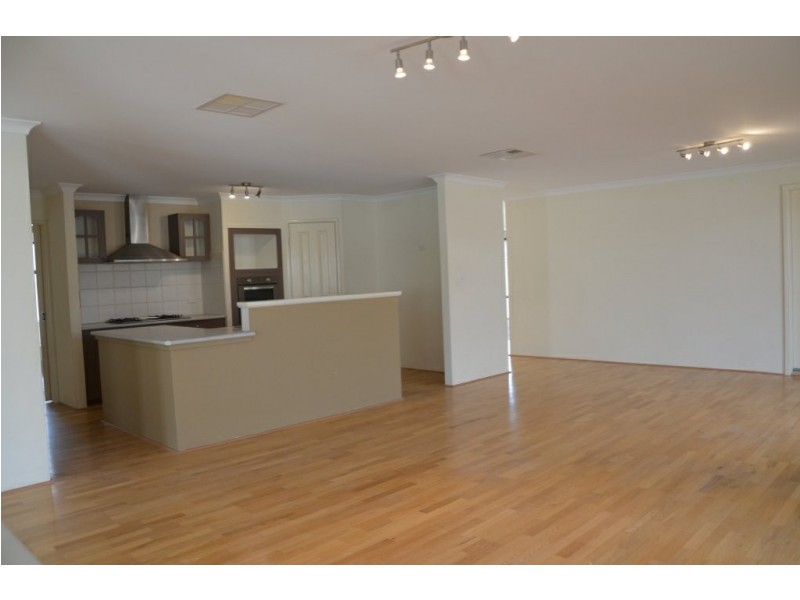 3 Stembridge Way, Canning Vale WA 6155