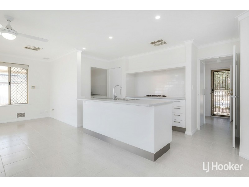 77 Casserly Drive, Leeming WA 6149
