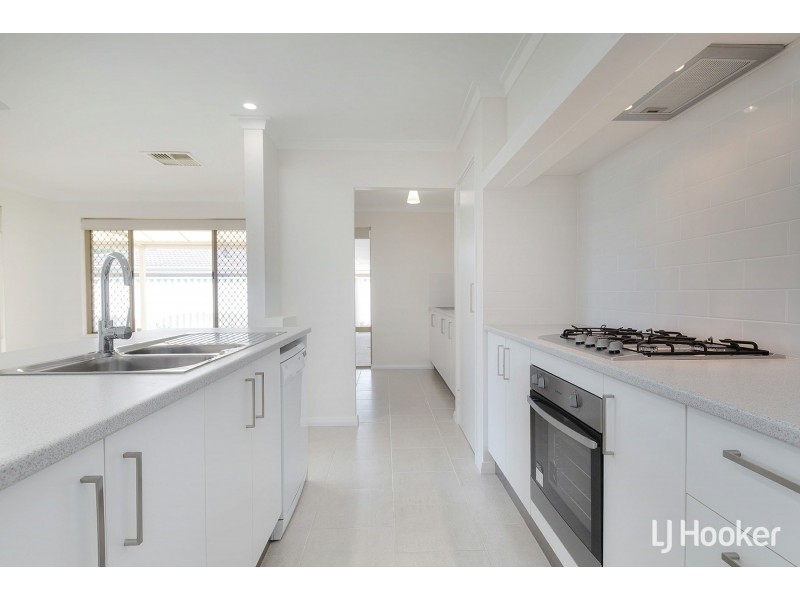 77 Casserly Drive, Leeming WA 6149