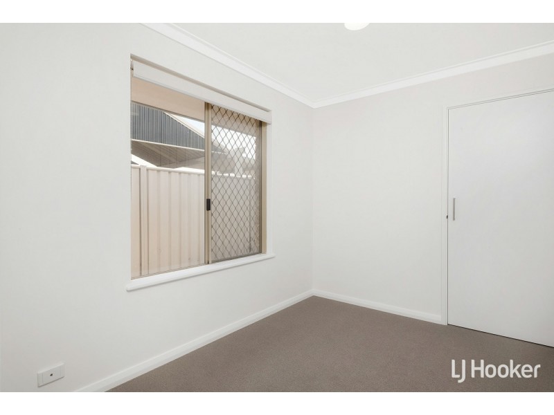 77 Casserly Drive, Leeming WA 6149
