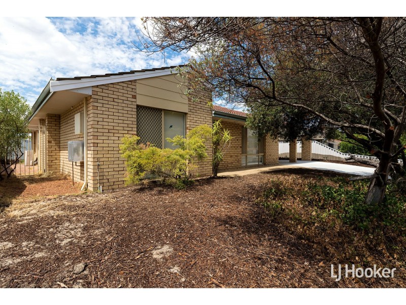77 Casserly Drive, Leeming WA 6149