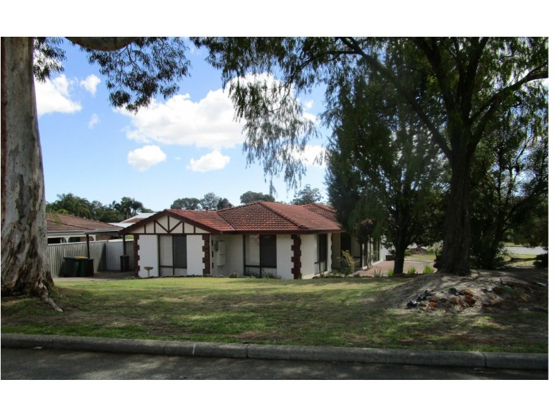 16 Jefferies Way, Leeming WA 6149
