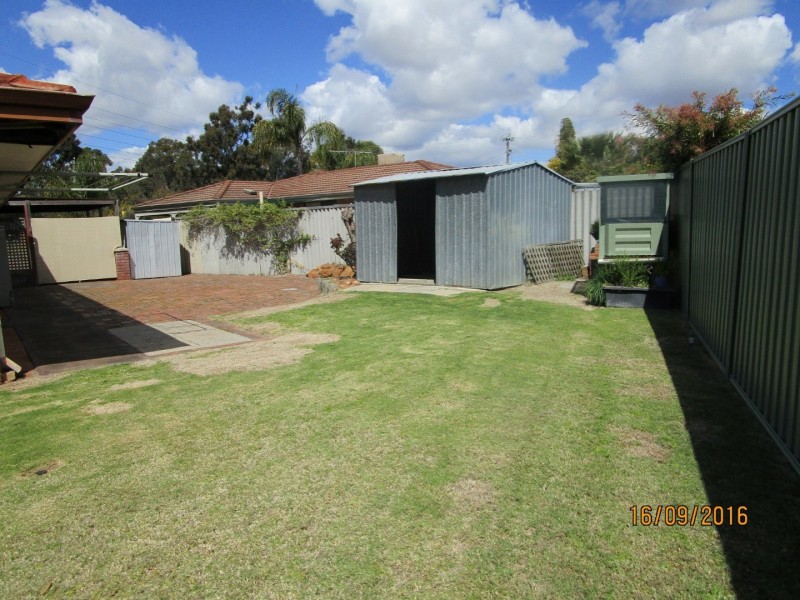 16 Jefferies Way, Leeming WA 6149