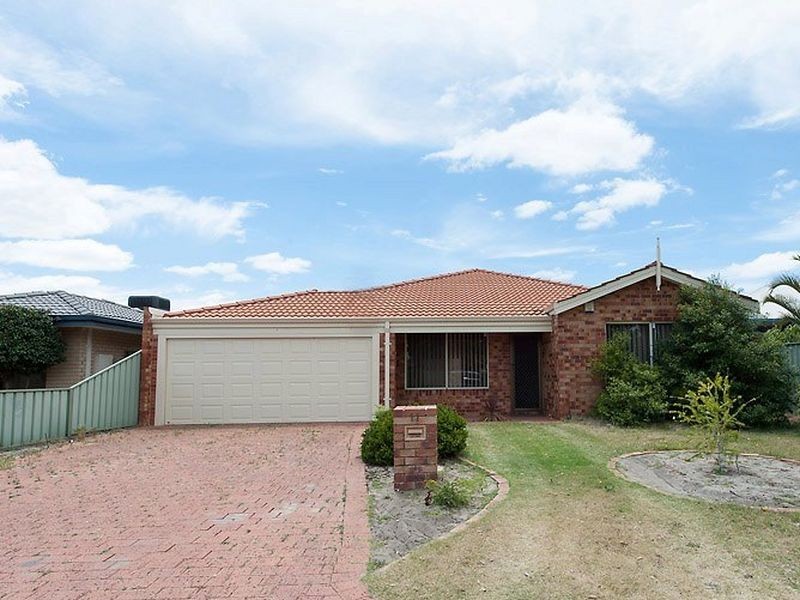 11 Barcroft Court, Atwell WA 6164