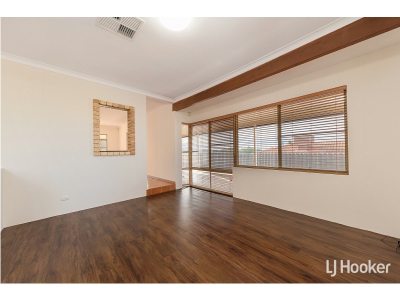 37 Merrifield Circle, Leeming WA 6149