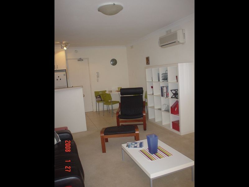 4/134 Mill Point Road, South Perth WA 6151