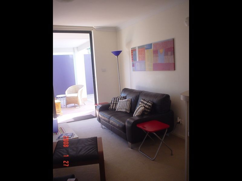 4/134 Mill Point Road, South Perth WA 6151