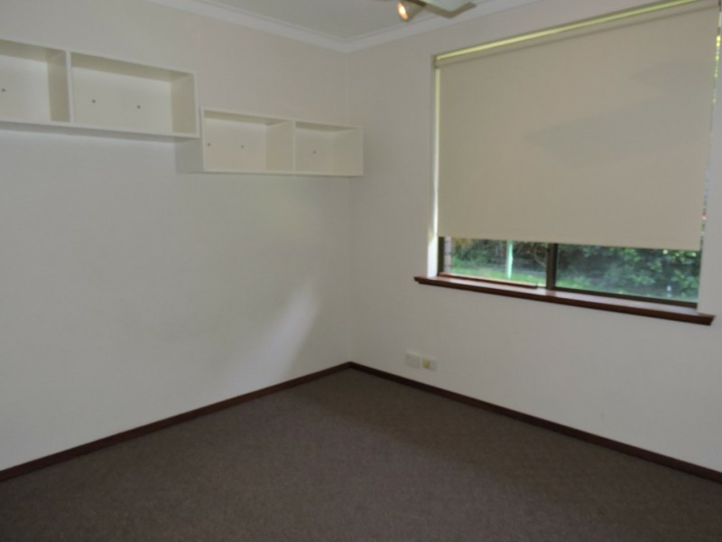 38 Nicholls Crescent, Bull Creek WA 6149