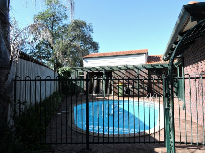 38 Nicholls Crescent, Bull Creek WA 6149