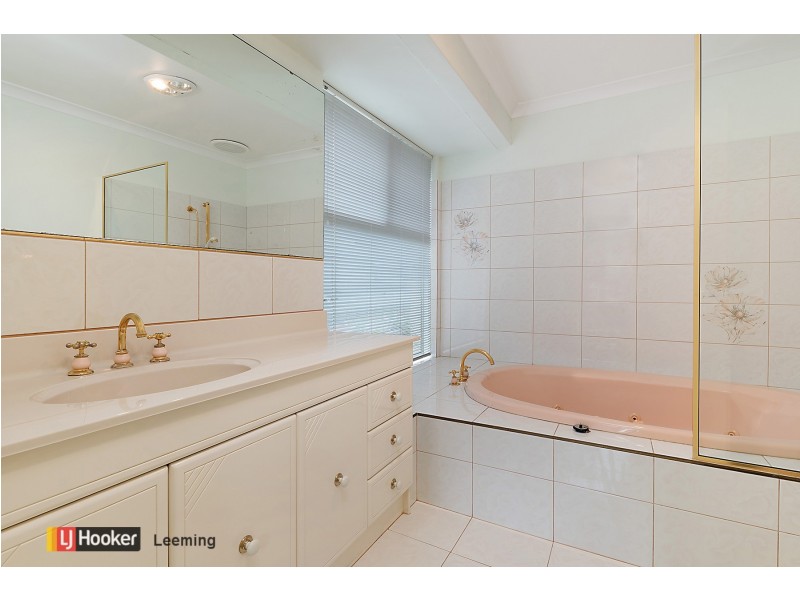 10 Tree Haven Vista, Leeming WA 6149