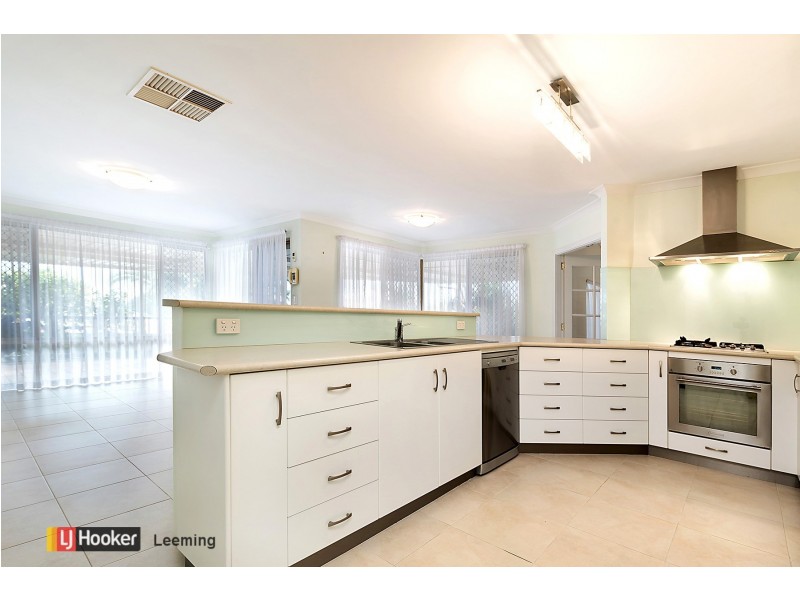 10 Tree Haven Vista, Leeming WA 6149