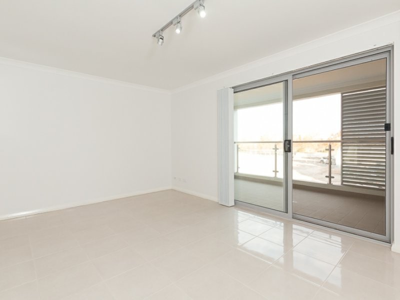 17/12 Westralia Gardens, Rockingham WA 6168
