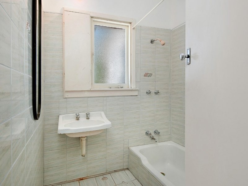 5 Rosalind Way, Coolbellup WA 6163