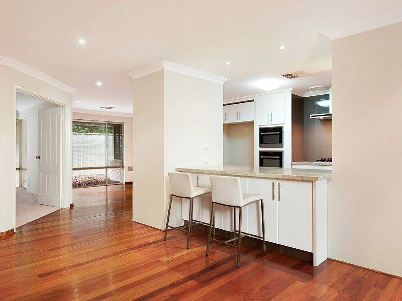 110 Casserly Drive, Leeming WA 6149