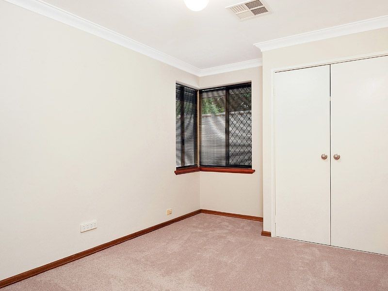 110 Casserly Drive, Leeming WA 6149