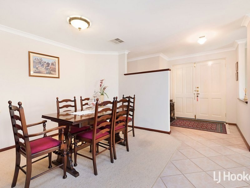 43 Kooralbyn Valley Crescent, Jandakot WA 6164