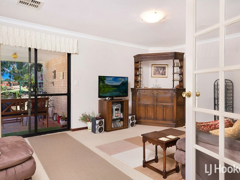 43 Kooralbyn Valley Crescent, Jandakot WA 6164